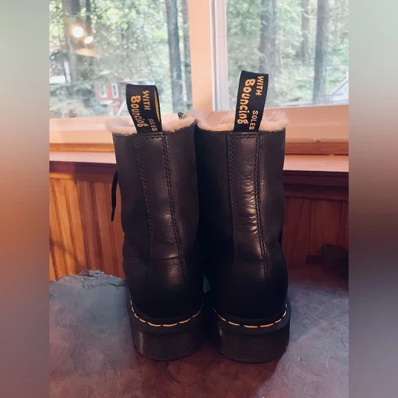 Dr Martens 1460 Serena Fur Lined Boots - Picture 3 of 7